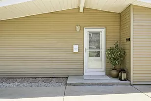 2117 Grouse Ln, Rolling Meadows, IL 60008 - Photo 3