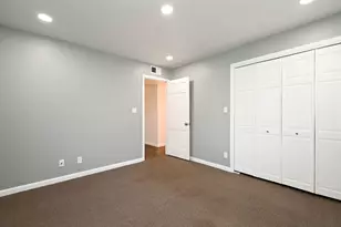 127 S Hawthorne Blvd, Mundelein, IL 60060 - Photo 21