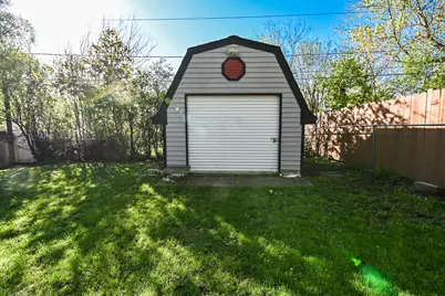 127 S Hawthorne Boulevard, Mundelein, IL 60060 - Photo 29