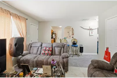 808 Mackinaw Avenue, Calumet City, IL 60409 - Photo 5