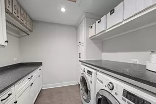 125 N Gibbons Ave, Arlington Heights, IL 60004 - Photo 23