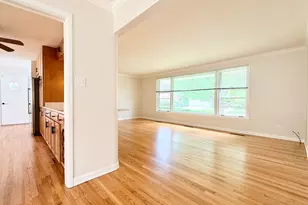 7303 N Kedvale Ave, Lincolnwood, IL 60712 - Photo 7