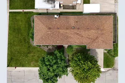 7303 N Kedvale Avenue, Lincolnwood, IL 60712 - Photo 27