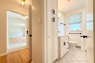 7303 N Kedvale Ave, Lincolnwood, IL 60712 - Photo 11