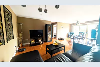 706 63rd Street #202, Westmont, IL 60559 - Photo 5