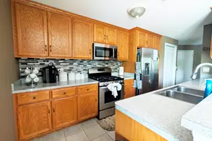 706 63rd St, Westmont, IL 60559 - Photo 3