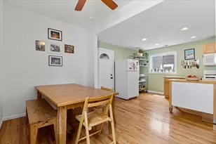 2735 N Ridgeway Ave, Chicago, IL 60647 - Photo 11