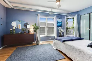 1050 W Foster Ave, Chicago, IL 60640 - Photo 11