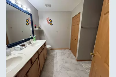 1523 Grand Drive #310-2, Dekalb, IL 60115 - Photo 11