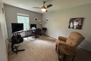 1523 Grand Dr, Dekalb, IL 60115 - Photo 19