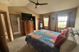 1523 Grand Dr, Dekalb, IL 60115 - Photo 15