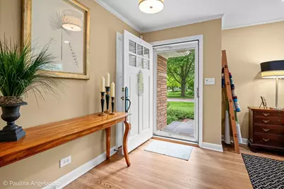 746 S Grove Avenue, Barrington, IL 60010 - Photo 3