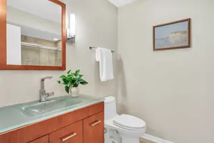 2300 Sherman Ave, Evanston, IL 60201 - Photo 17