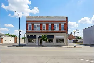 134 W State Street, Sycamore, IL 60178 - Photo 1
