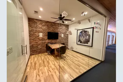 134 W State Street, Sycamore, IL 60178 - Photo 21