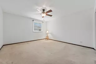 1253 Reading Ct, Wheaton, IL 60189 - Photo 17