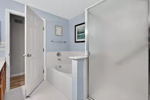 782 Old Checker Rd, Buffalo Grove, IL 60089 - Photo 11