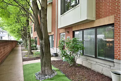 1192 S Clarence Avenue #3, Oak Park, IL 60304 - Photo 3