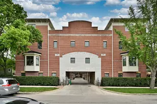 1192 S Clarence Ave, Oak Park, IL 60304 - Photo 1