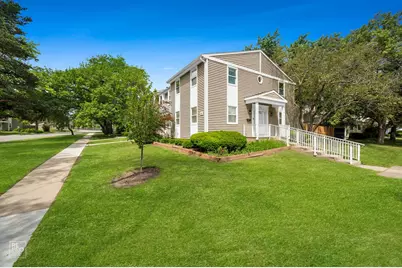 1914 Flintshire Drive #1914, Schaumburg, IL 60194 - Photo 1