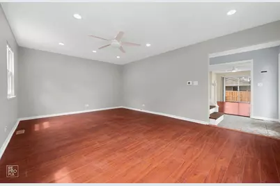 1914 Flintshire Drive #1914, Schaumburg, IL 60194 - Photo 5