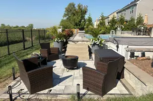 8512 Buckingham Rd, Joliet, IL 60431 - Photo 35
