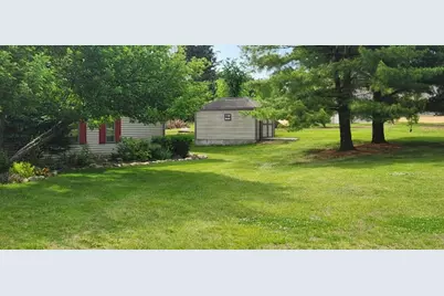 1814 Hickory Lane, Dixon, IL 61021 - Photo 3