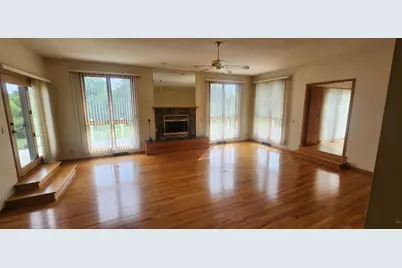 1814 Hickory Lane, Dixon, IL 61021 - Photo 11