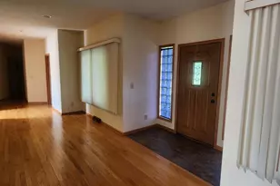 1814 Hickory Ln, Dixon, IL 61021 - Photo 11