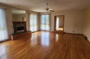 1814 Hickory Ln, Dixon, IL 61021 - Photo 13