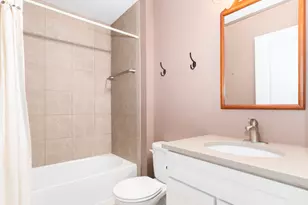 4221 Lobo Ct, Naperville, IL 60564 - Photo 21