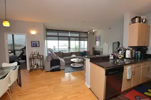 1546 N Orleans St, Chicago, IL 60610 - Photo 9