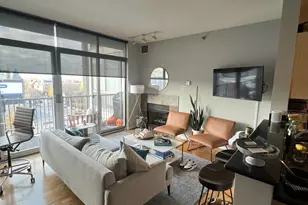 1546 N Orleans St, Chicago, IL 60610 - Photo 13