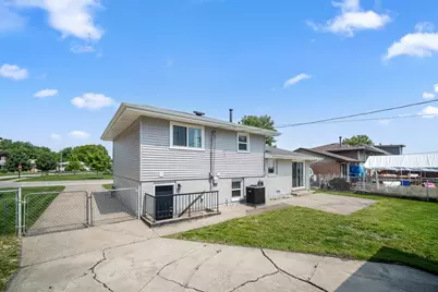 10403 Barnard Drive, Chicago Ridge, IL 60415 - Photo 21