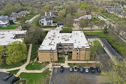 300 Claymoor Road #2E, Hinsdale, IL 60521 - Photo 35