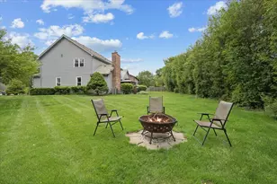1902 Pine Meadow Ct, Gurnee, IL 60031 - Photo 3