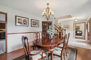 1902 Pine Meadow Ct, Gurnee, IL 60031 - Photo 9