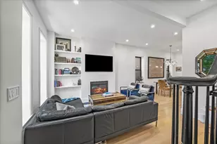 1428 N Bell Ave, Chicago, IL 60622 - Photo 3