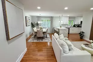 832 Leahy Circle, Des Plaines, IL 60016 - Photo 5
