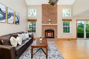 104 Thistle Ct, Schaumburg, IL 60194 - Photo 5