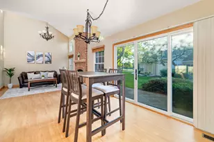 104 Thistle Ct, Schaumburg, IL 60194 - Photo 19