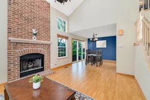 104 Thistle Ct, Schaumburg, IL 60194 - Photo 9