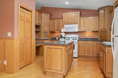 25486 W Chesney Drive, Lake Villa, IL 60046 - Photo 13