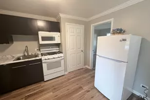 1431 Woodbine Dr, Round Lake Beach, IL 60073 - Photo 9
