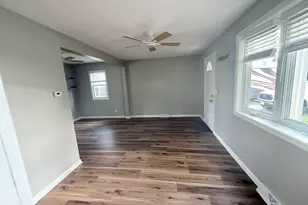1431 Woodbine Dr, Round Lake Beach, IL 60073 - Photo 5