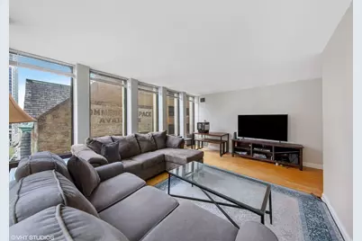 100 E Walton Street #14F, Chicago, IL 60611 - Photo 7