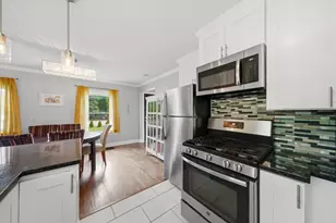 306 N Elmhurst Rd, Prospect Heights, IL 60070 - Photo 13