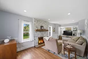 306 N Elmhurst Rd, Prospect Heights, IL 60070 - Photo 9