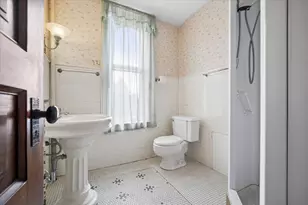 214 S State St, Elgin, IL 60123 - Photo 21