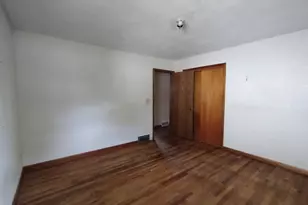 312 E 11th St, Pecatonica, IL 61063 - Photo 13